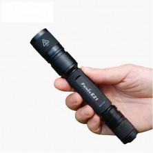 Ліхтар Fenix E21