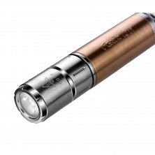 Ліхтар Fenix F15